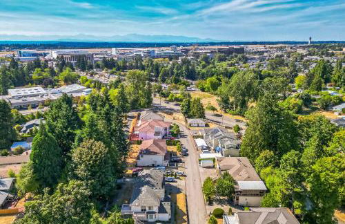 6 bedrooms, Walking distance to airport - Foto 38