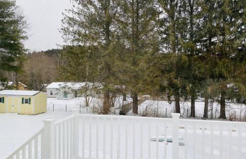 Berkshire Vacation Home in Lee - Pool is Open! - Foto 57