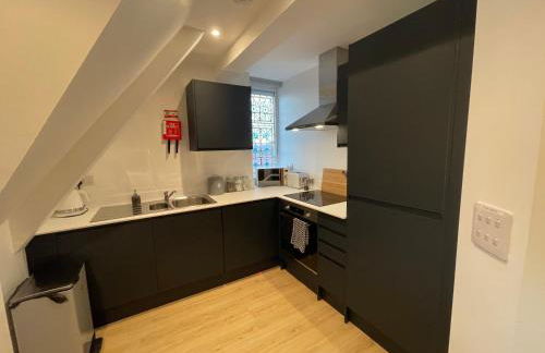 F2 - Old Town Hall - Photo 2