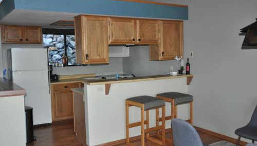 Bitterbrush - 400 Fairview Boulevard - very close to Diamond Peak and beaches - WSTR21-0086 - Tax ID W4900 - Max 7 people, 2 cars parking in carports - Foto 3