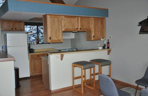 Bitterbrush - 400 Fairview Boulevard - very close to Diamond Peak and beaches - WSTR21-0086 - Tax ID W4900 - Max 7 people, 2 cars parking in carports - Foto 3