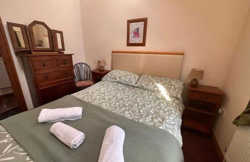 4 beautiful stone built barns sleeping 17 people - Foto 26