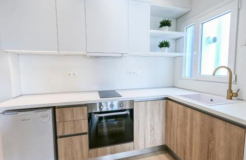 Elea Luxury Apartments - Photo 13