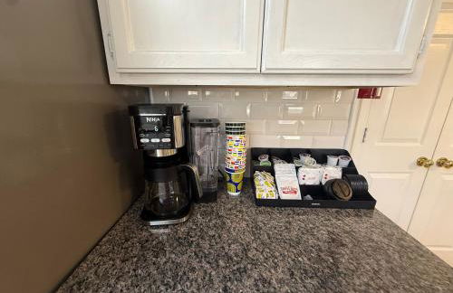 Emmanuel House - Photo 9