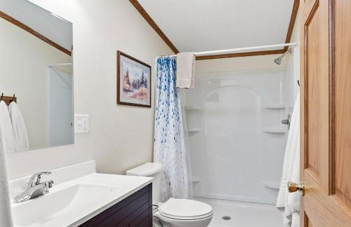 Picture Perfect Dual Home on the Lake - Foto 5