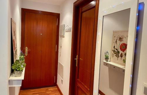 CALMFRANC ático abuhardillado con vistas al río y la montaña Avistamiento de ciervos en Canfranc Pueblo - Foto 2