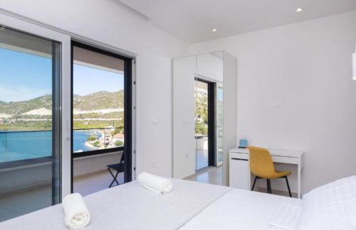 Luxury Villa Navis - Villa - Photo 20