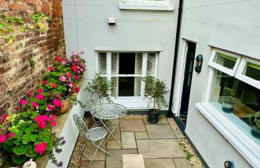 Stylish Garden Apartment in Central Cheltenham - Photo 26