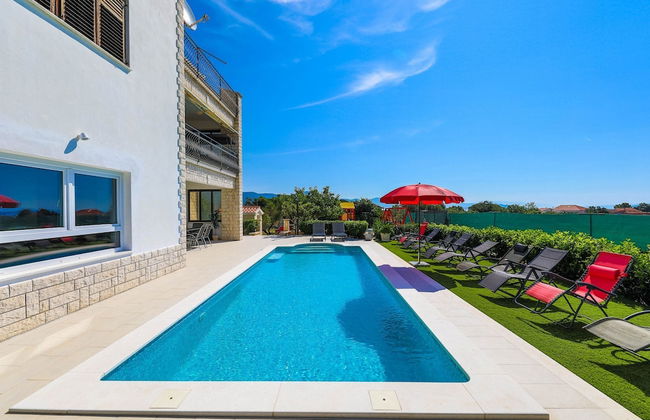 Scenic Elegant Trogir Villa With Pool - Foto 54