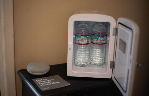 Sleeps 2 Private Entrance, Spa Tub, Near Casino - Foto 30