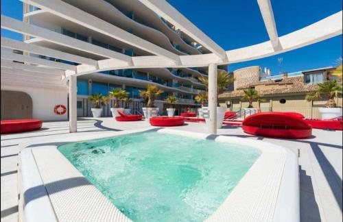 THE WAVE Apartamento de lujo con vistas al mar y parking privado - Foto 2