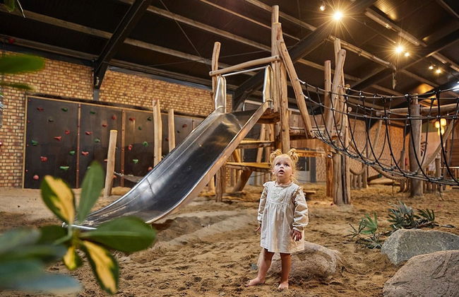 Villa With Garden in Holiday Park in Limburg - Photo 26