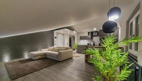 Panoramic Penthouse - In the heart of Domodossola - Photo 1