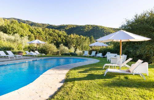 Romantic Apartment With Tuscan Valley Views - Photo 15