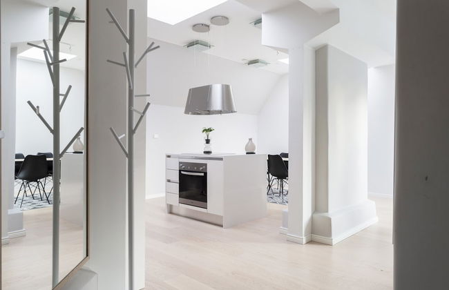 2ndhomes Kluuvi 2BR penthouse with balcony and sauna - Foto 1