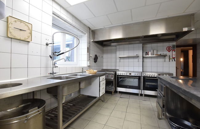 Spacious Holiday Home in Vielsalm near Baraque de Fraiture - Photo 13