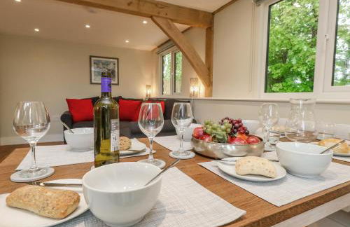 Roman Lodge - Photo 7