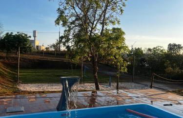 Refugio Moderno com Piscina Quente e Por do Sol - Foto 12