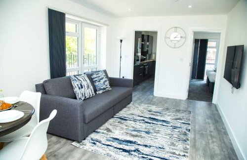 Bridge Court by Sterling Edge - Stylish 1-Bed Apartments with Balcony or Private Garden and Free Onsite Parking - Foto 54