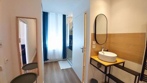 ArtKlein * T1 tout confort - Fibre -Halles Diderot - Foto 5