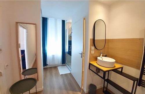 ArtKlein * T1 tout confort - Fibre -Halles Diderot - Foto 5