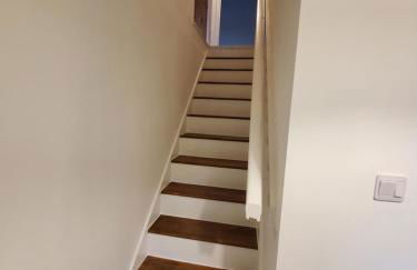 5 bedroom, recently renovated house close to Hastings Beach - Foto 21