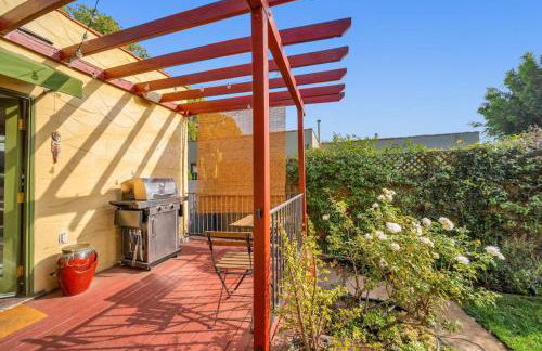 Atwater Oasis with Pool and HotTub very Walkable Area - Foto 32