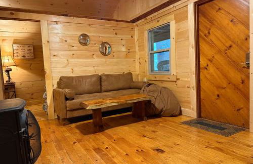 Toms Cabin On Lake Christopher - Foto 14