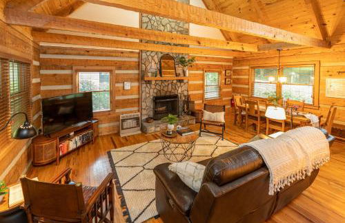Creekside Cabin - Seven Devils,NC - Pet-Friendly, Close to Skiing & Hiking, and the Apline Coaster! - Foto 16