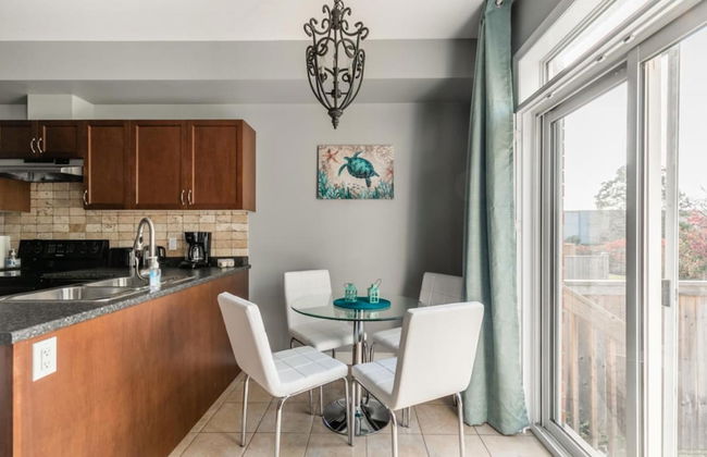 Luxury 3BR 2 5BA Townhome Private HOT TUB GYM BBQ Sauna - Foto 44