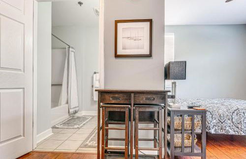 Steps to Smith Mountain Lake Unit with Pool Access! - Foto 12