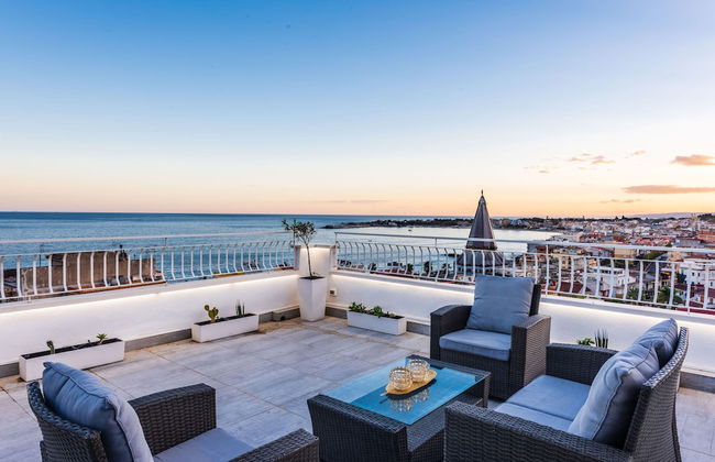 Azzurra Seaview House with Terrace - Photo 24