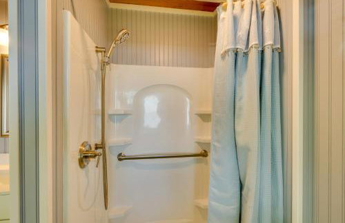 Cozy Lake Champlain Cottage with Private Beach! - Foto 19