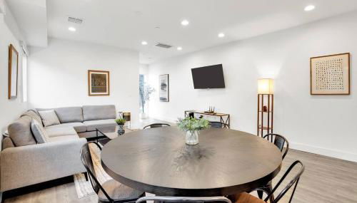 Modern Rooftop Villa - Photo 5