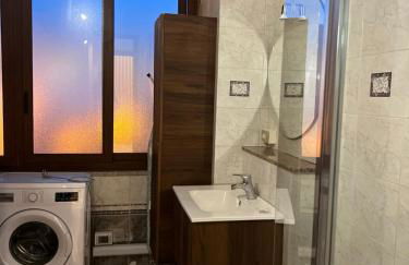 Apartment 11 - Photo 5