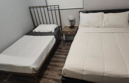 Stylish Modern Lake Balboa Retreat 3 Bedroom House - Foto 25