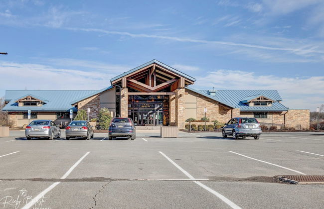 Chalet All Day Avantstay Lakeside, Firepit, Shared Pool - Foto 39