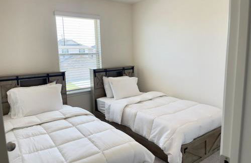 Spacious 3BR with Loft and Patio - Foto 28