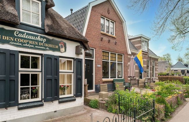 Lodge in Giethoorn With Breakfast - Photo 54