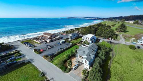 Steps to Beach and Amazing Ocean Views - Miramar Home - Foto 3