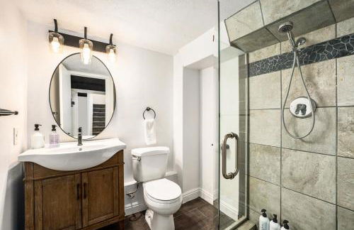 The ColoRadical Crashpad with Hot Tub & Fire Pit - Foto 32