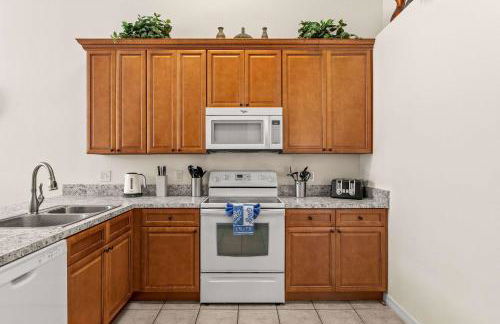 Sunkist Getaway - Photo 34