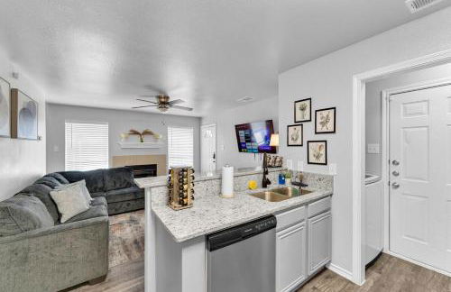 The Sunset Suite 3Bd 2Bath Att Garage Pvt Yard - Foto 22