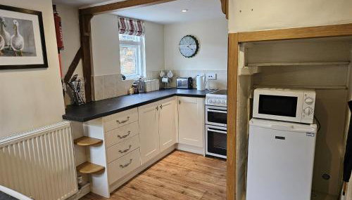 Perfectly Located Pretty Cottage - Foto 3