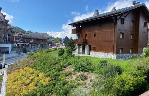 Location studio plein centre Les Carroz - Foto 4