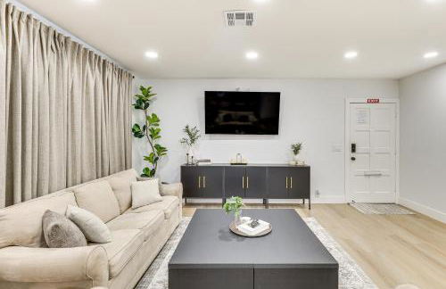 Walk to City Center Modern Coral Springs Getaway - Foto 6