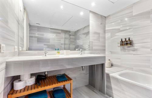 Penthouse With The Best Views! - Photo 20