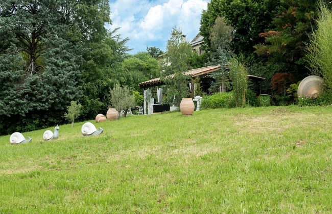 Majestic Holiday Home in Laroque With hot tub - Foto 28