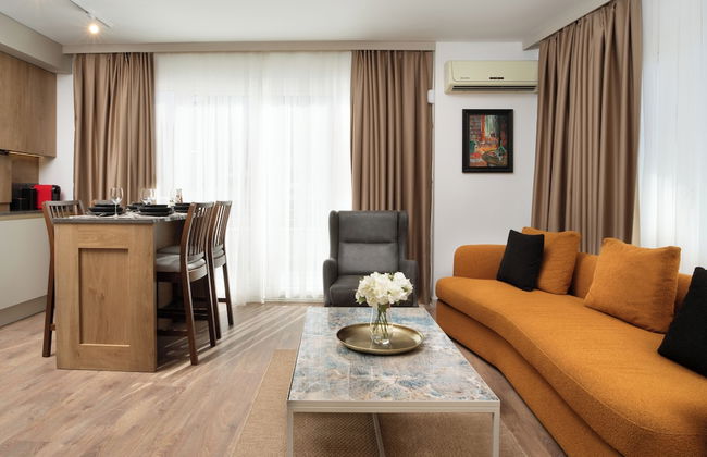 Marmada Suites - Photo 52