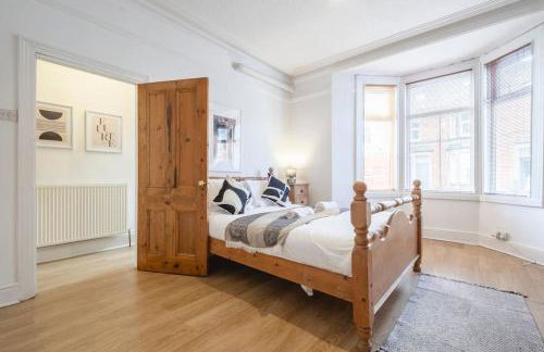 Cosy Flat,Great Location&Parking - Foto 39